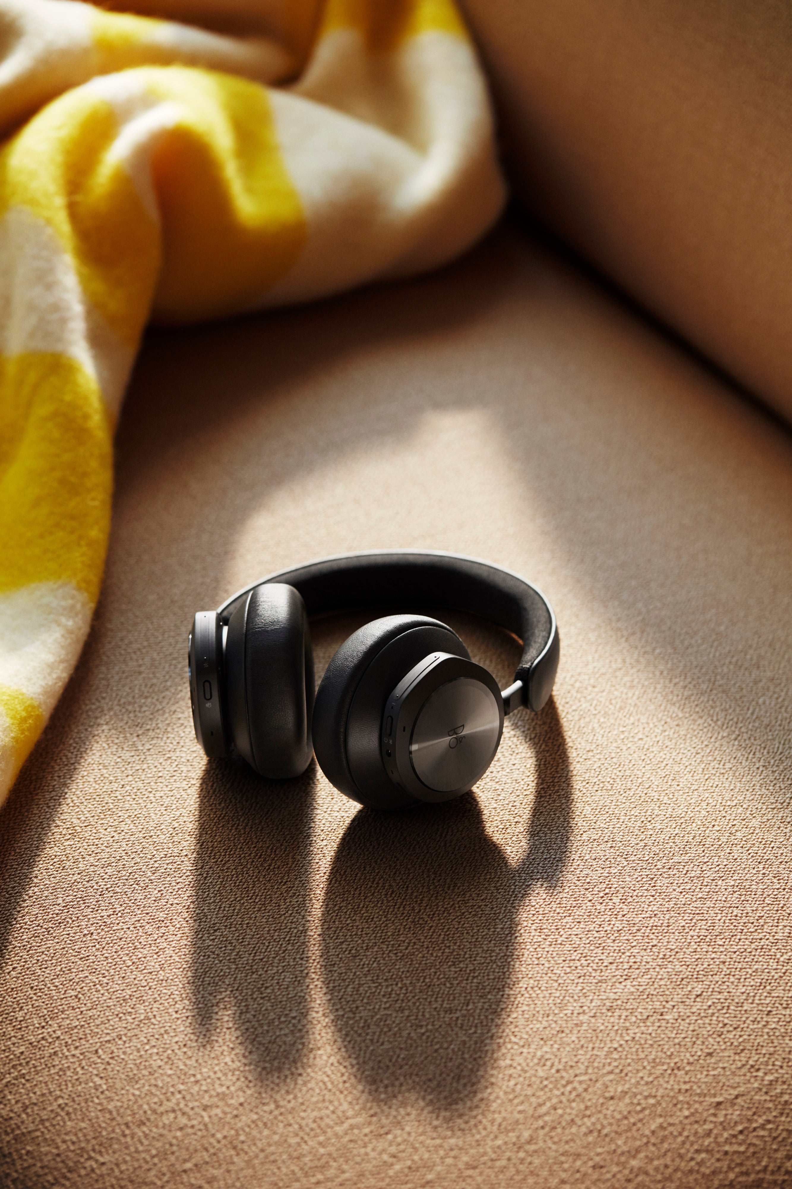 BeoCom Portal schwarz Businees-Headset