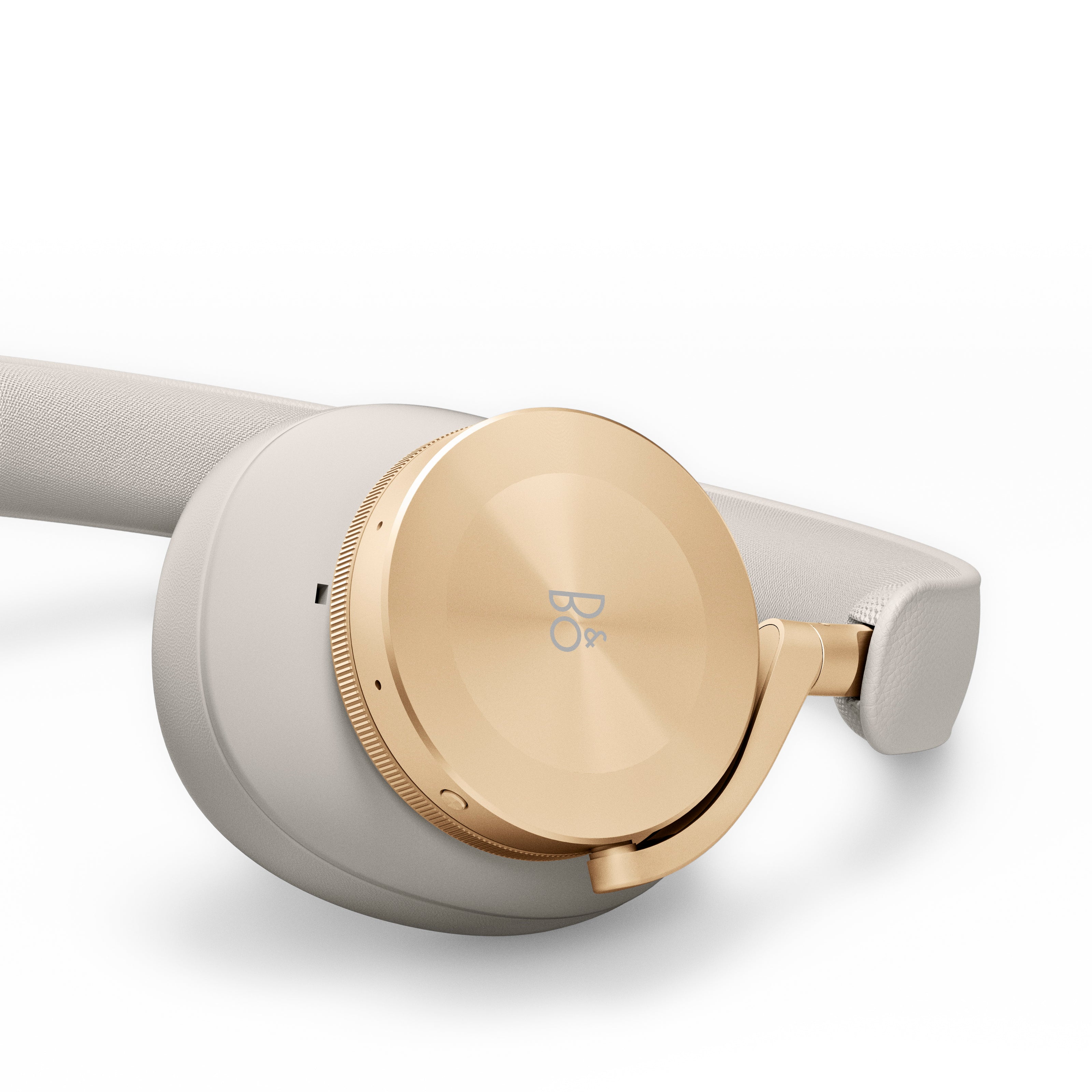 BeoPlay H95 in gold Tone - Detail Bedienfelder