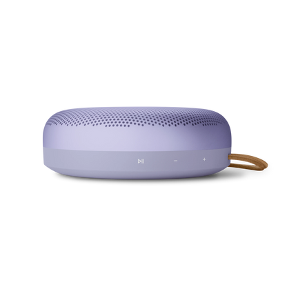 Bang & Olufsen (B&O) Beosound A1 3rd Generation in lavender Purple - Ansicht auf die Bedientasten (Play und Lautstärke)