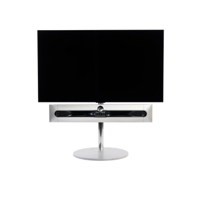 Beosound Premiere in natural aluminium auf STB Bodenstandfuß, ohne Cover, mit 48 Zoll LG OLED Panel - Frontale Ansicht