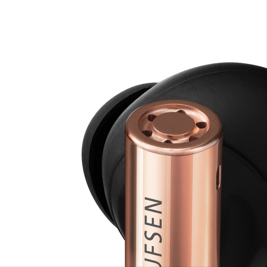 Beo Grace Honey Tone Earbud Detailaufnahme