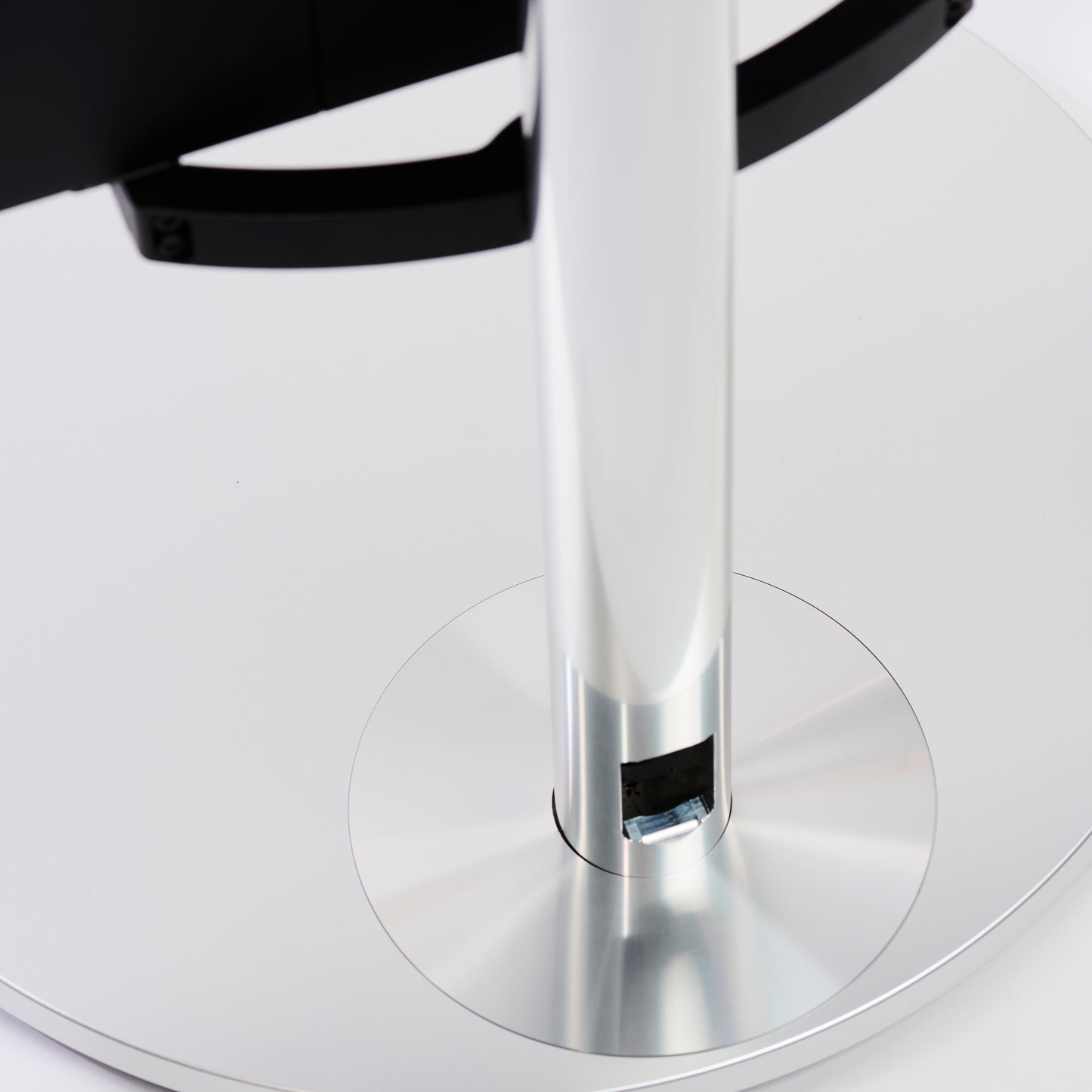 Floorstand silber für Beosound  - Kabelauslass