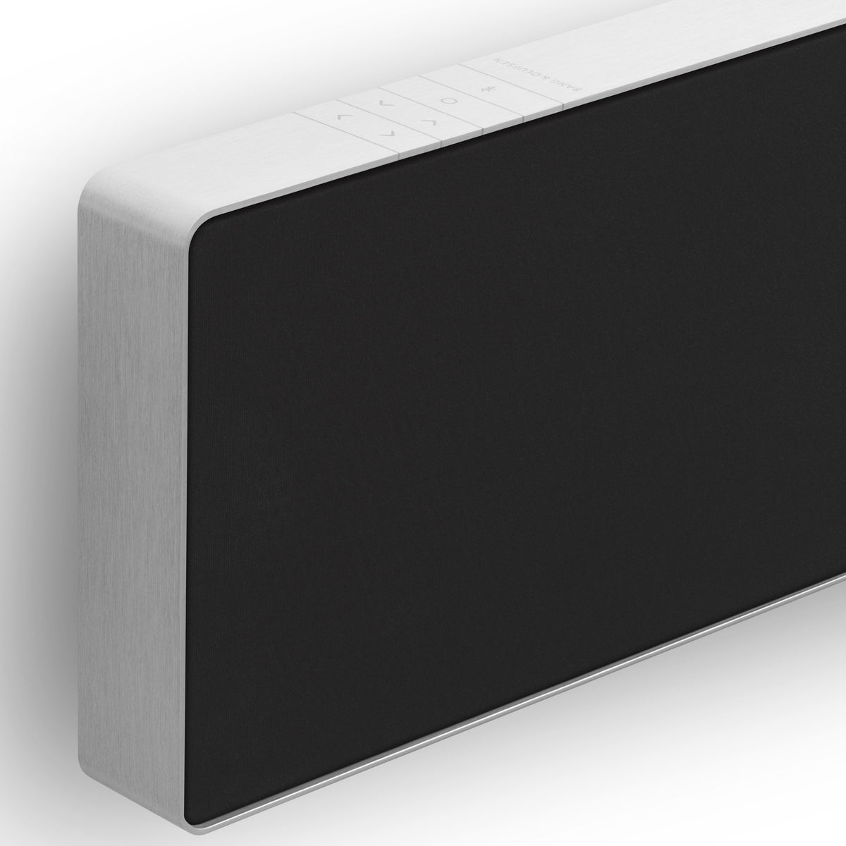 Bang & Olufsen BeoSound Stage in Silber - Deatailbild Aluminium